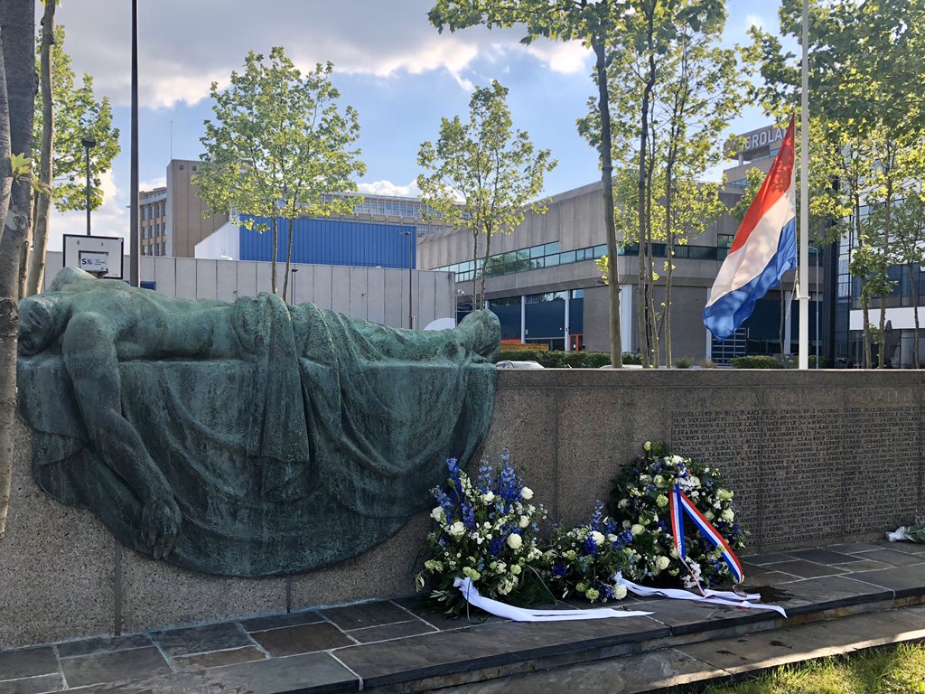 Bijzondere herdenking 75 jaar #4mei #Dodenherdenking waarbij vrijheid een nieuwe betekenis heeft gekregen. Vrijheid is en was niet vanzelfsprekend