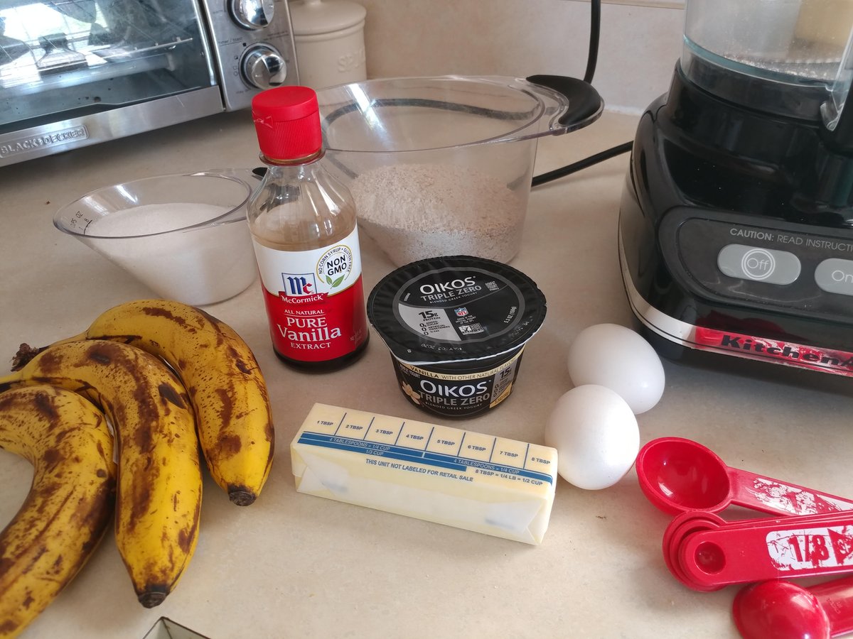 GlengarrySchool's tweet photo. Baking is an art and requires math, look at how Ms. Smith made her homemade banana bread.

1 c sugar
1 3/4 c oats ground
1 tsp vanilla
3 bananas
1/2 c butter
5 oz yogurt
1 tsp vanilla
Mix wet ingredients
Mix dry ingredients

Combine wet and dry and bake in oven for 1 hour at 350 https://t.co/RjdK6KLIVY