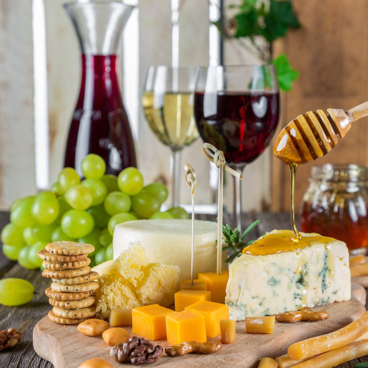 thesporequeen's tweet photo. We're bringing NY cheese and wine to you with our interactive virtual tasting events every Friday evening in the month of May! Our first virtual tasting will feature NY cheddar and NY late harvest wine. More details here: https://t.co/HU1pcCvwES
@CornellCALS @BigRedFoodSci https://t.co/JJAIZeZNzL