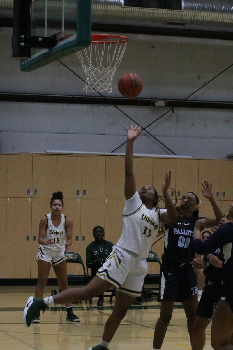 mdjones_13's tweet photo. Congrats to @SJCPGirlsHoops Kayla Cooper, Sarah Yoda, and Jasmine Huskey on making the @frednewspost all county 1st, 2nd, and honorable mention teams @SJCPAthletics @hoopsandhistory @SJCP_Principal https://t.co/I9sojlRkXQ