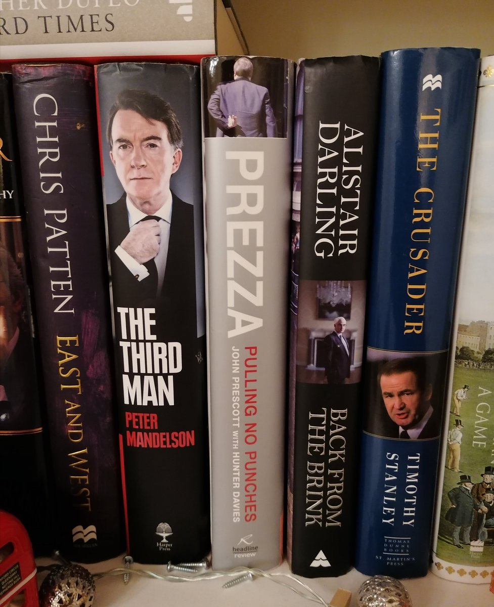 jonslinn's tweet image. I raise you a jab &amp;amp; a crab #bookshelfgate