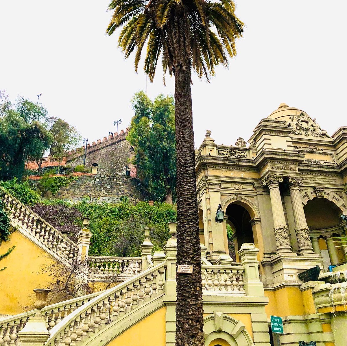 TheNomadelle's tweet photo. The Santa Lucia is a small hill in the center of downtown Santiago in Chile. The last pic is the view of the city from the highest lookout in the hill 🇨🇱 #Nomadelle #Travel #DigitalNomad #aYearOff #worldtravel #Traveling #TravelBlog #TravelBloggers  #chile #SantiagoCentro https://t.co/xxptiJe2RV