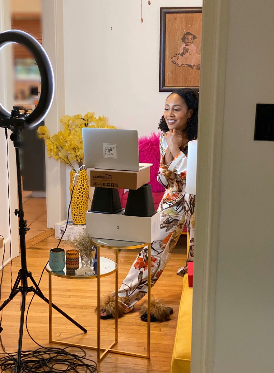 AllRiseOWN's tweet image. This episode was shot entirely remotely on each actor’s computer or iphone. In addition to acting, they also had to handle everything from lighting to set design, props, wardrobe, and more! #AllRise