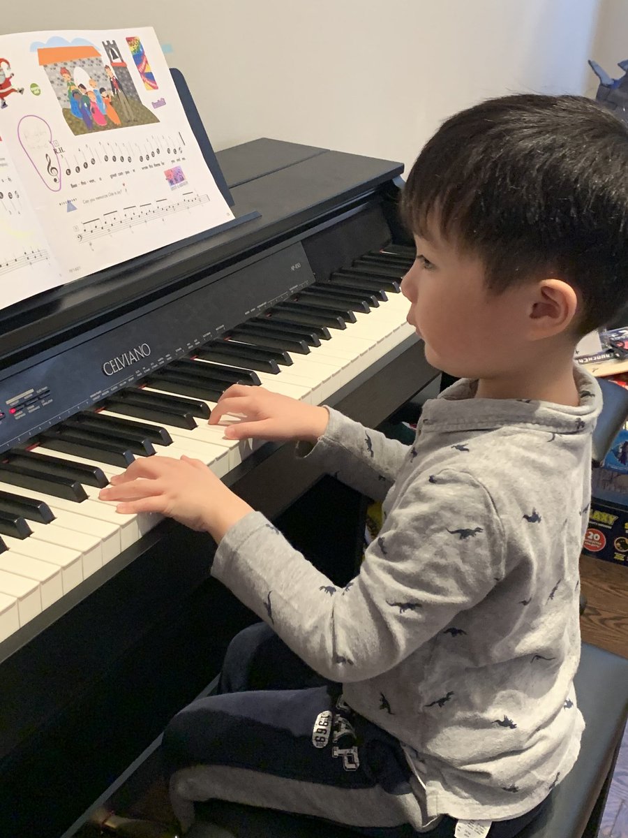MrsC_dece's tweet photo. What a wonderful way to start off Spirit week @smiycdsb Our very talented year 1and 2 students displayed their musical talents in our Google classroom today. Thank you for sharing with us and for brightening up our day friends 🤗👏 🎶Let the music play🎶🎹🎸@ycdsb @abfalconi https://t.co/rRKbhkvTK4