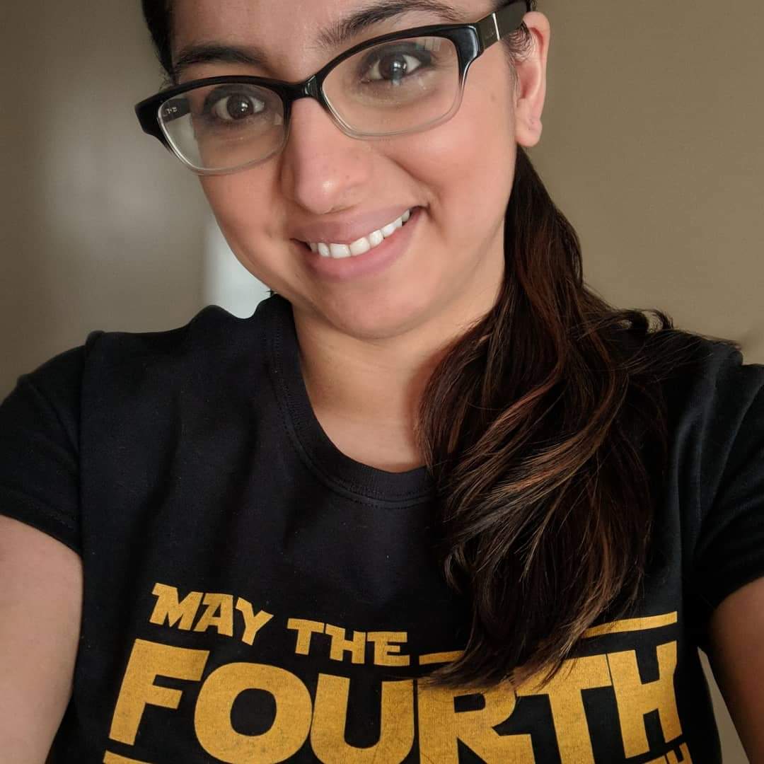 Anjali_Joshi_'s tweet image. I looked for this shirt all weekend and couldn't find it. If I'm completely honest, I'm not sure it would fit 😬 #quarantinebaking #quarantineeating  #MayThe4thBeWithYou