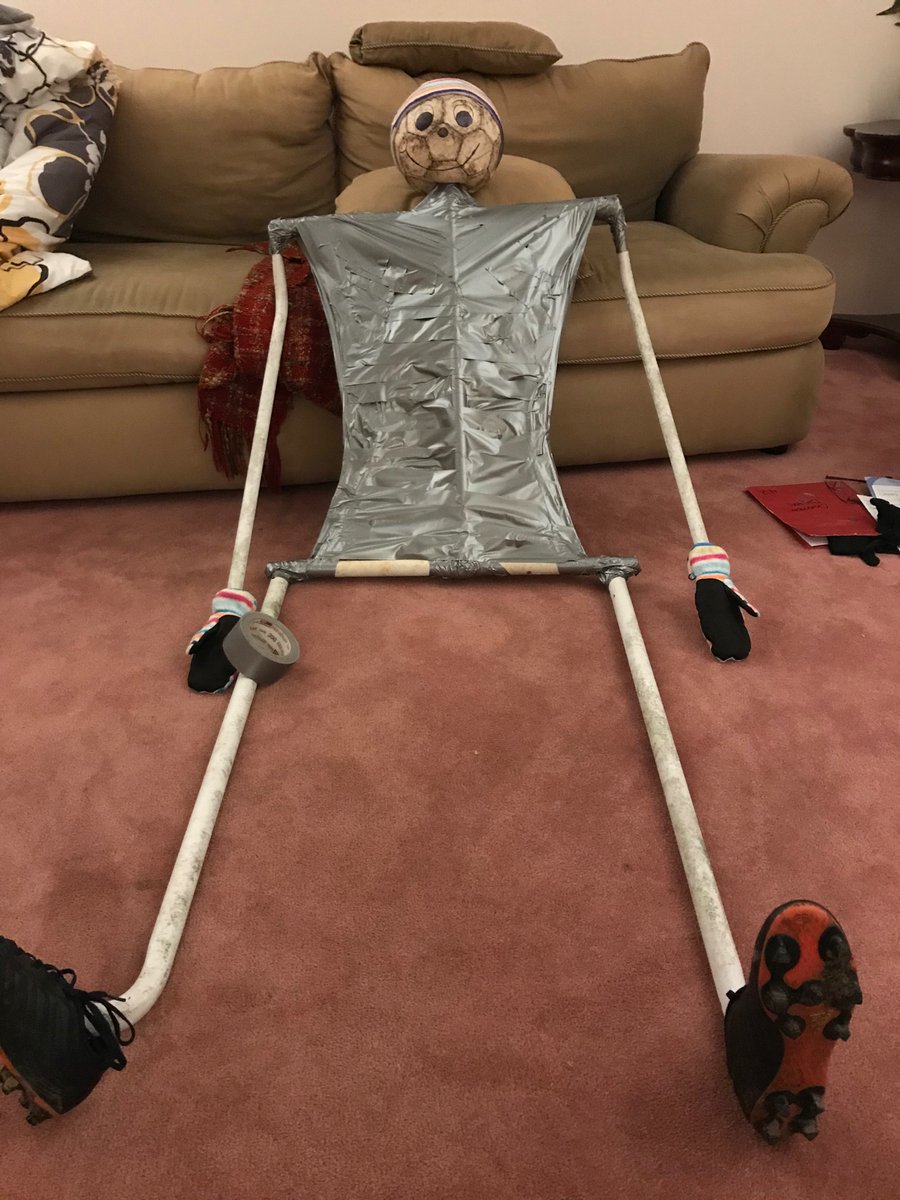 lhs_ART's tweet photo. #GalesEdChat A1: #Art Ts collaborated w me on choice boards for Ss to select based on supplies on hand. Lots of materials used in new ways: makeup, hot choc, & @koolaid painting; PVC and @theduckbrand tape soccer keeper, misc metal and wire sculpture https://t.co/aqd5YcMpwW