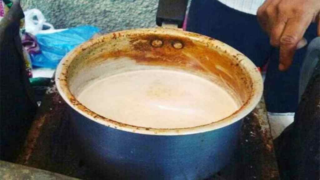 sabkuchgyan's tweet image. यदि आप भी रोजाना सुबह खाली पेट चाय पीते है,तो एक बार इस खबर को ज़रूर पढ़े
#TeaSideEffect #Health #ChaiKeNuksan sabkuchgyan.com/if-you-also-dr…