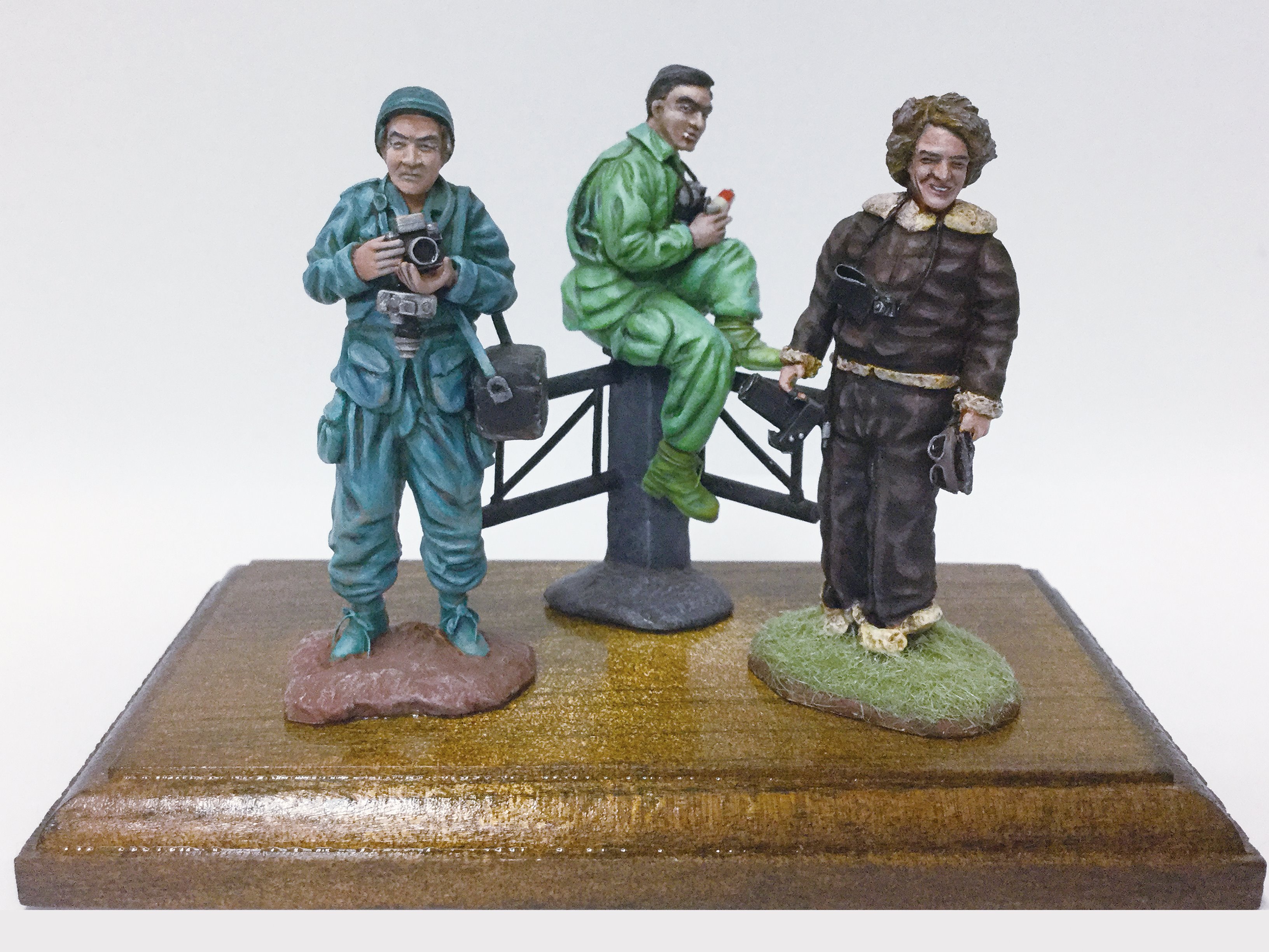 Modelab K Z G 戦場カメラマン 1 35スケール 1993年タミヤ人形改造コンテスト銀賞作品 沢田教一 Kyouichi Sawada ロバート キャパ Robert Capa マーガレット バーク ホワイト Margaret Bourke White コロナで制作意欲が湧かないので旧作で