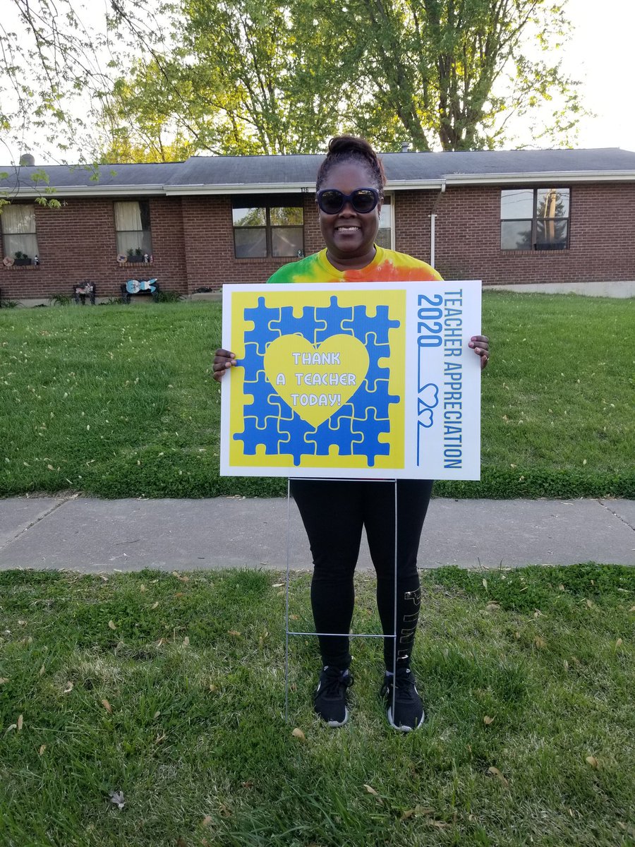 ldylache's tweet photo. Happy Teacher Appreciation Week to the staff at Gibson Elementary. I had a great time adding these yeaterday to your outdoor decor to celebrate you, your hard work and dedication to our school. Thank you to all educators! https://t.co/BN62o7P5vK