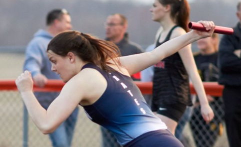 MrRogersB's tweet photo. Hudson Senior Naomi Henderson
Naomi says 'Competition and striving to make each other better is what it's all about.'
#IAHSSeniors #HudsonSchools https://t.co/0HovqSKXzP