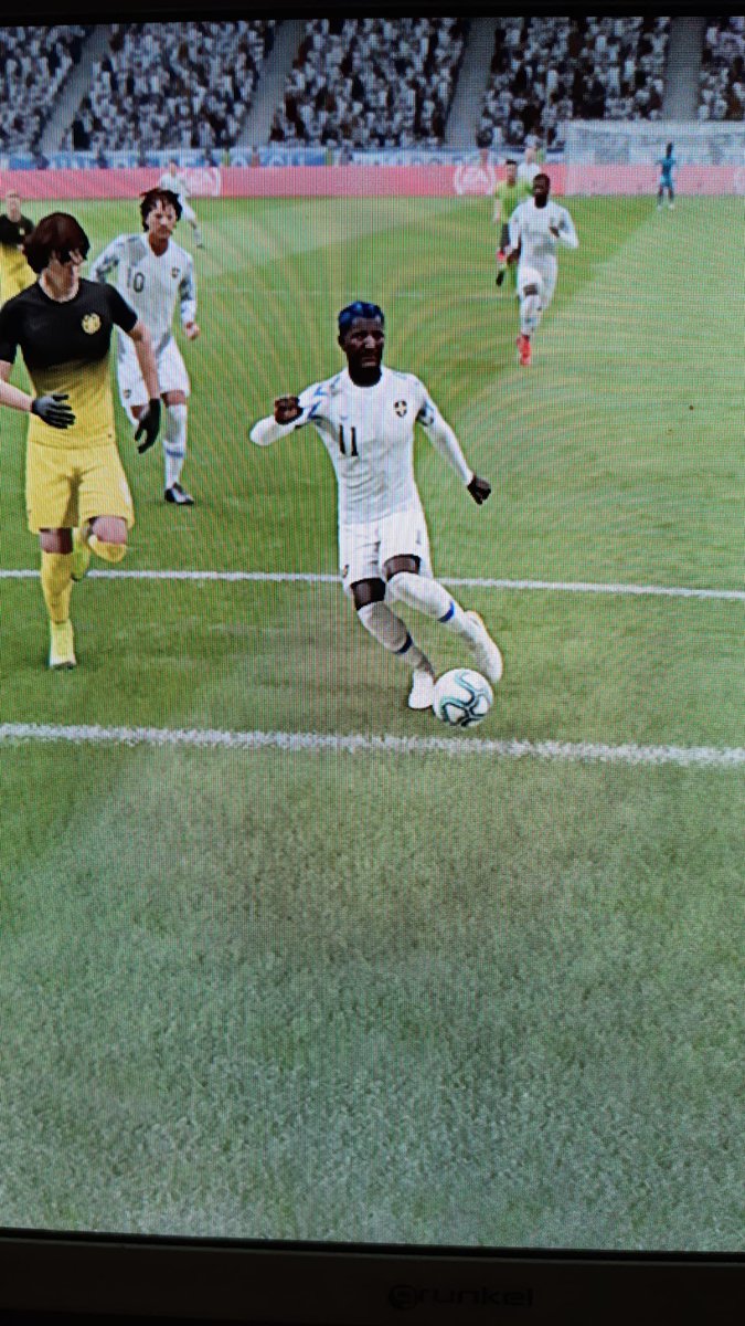 moscu_de's tweet photo. MINABO DE MOSCU A PRIMERA DIVISIÓN DE LA LIGA EFA!!! felicitar a @sank_games digno rival suerte en vuestra andadura y ojalá pronto estéis en primera https://t.co/iFAzv7ZQxx