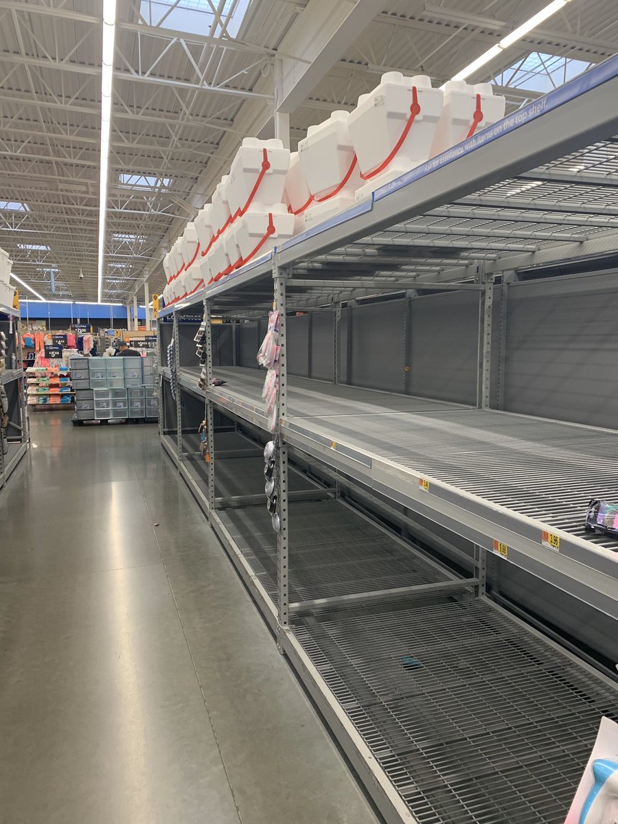 icystatus's tweet photo. I really miss the days when the shelves were full 😕@WDDETV https://t.co/o5fANOaiHQ