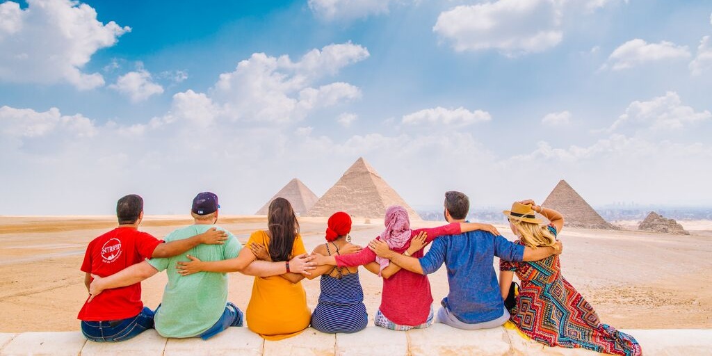 Intrepid_Travel's tweet photo. At its heart, travel is about people. And no matter how much the world around us changes, this simple fact remains the same.

So, to help us all feel a bit closer, we're sharing your travel stories. 

Visit https://t.co/G8XUO9pJAk to learn more and submit your #BeTogether letter. https://t.co/0rX74YXaPm