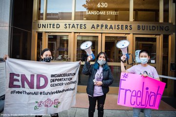 View image on Twitter