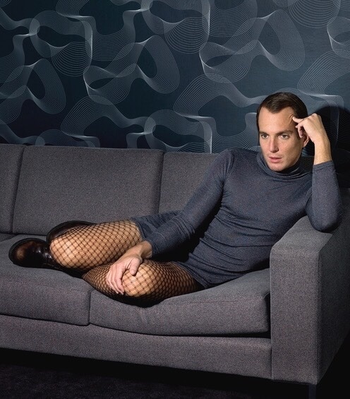 Today is cinco de cuatro and it s also will arnett s birthday!! everybody s favourite

happy b-day  