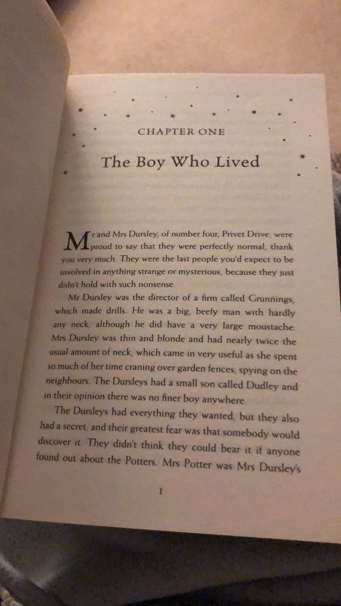 IrishHolly's tweet photo. @jk_rowling I can’t think of a better time to revisit my old friends ❤️ https://t.co/E6qCs4bKGj