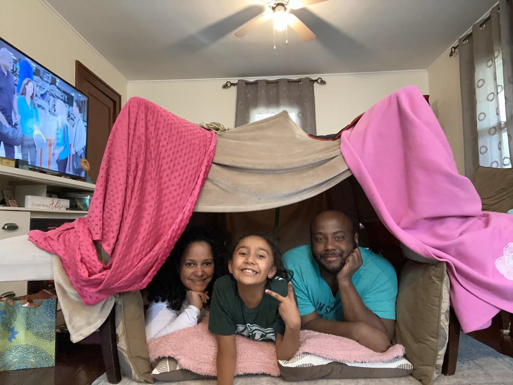 APGymWarriors's tweet photo. Isabela and her family are “Superstars” when it comes to making forts! @WestMilfordSupt @EScillieri #wmhometownpride #Highlandersonthemove #WMVirtualFieldDay https://t.co/PZfmEjZ0rR