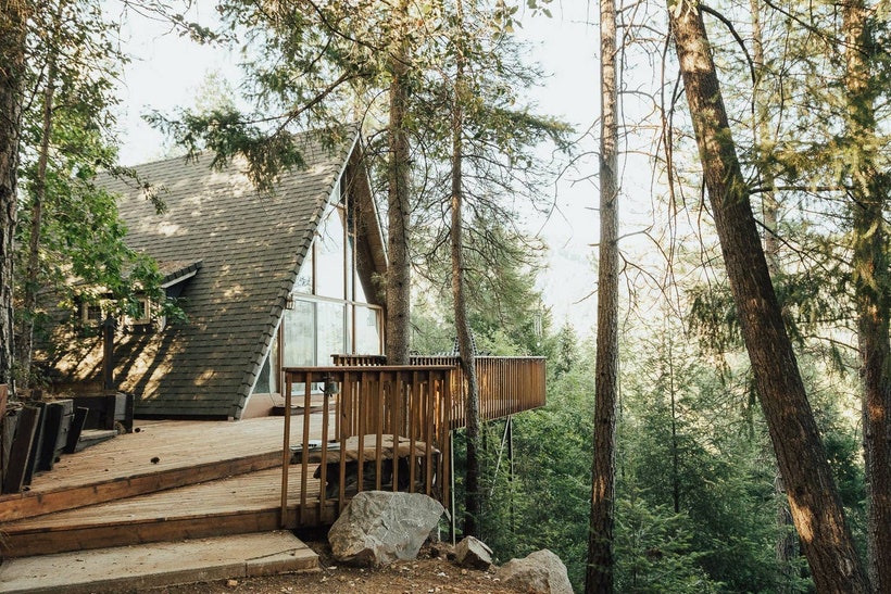CNTraveler's tweet photo. The best Airbnbs in California, from geodesic desert domes to spa-like mansions: https://t.co/1JgTrPDyuo https://t.co/QcAAP8YZna