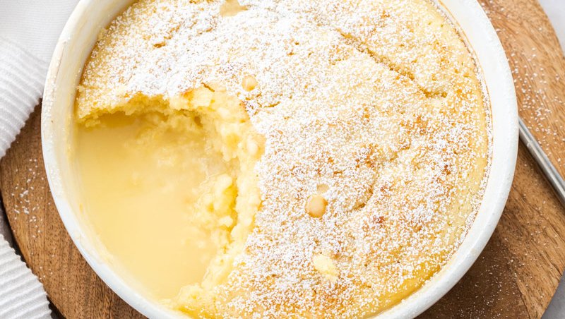 sugarsaltmagic's tweet photo. ust the kind of comforting dessert I love - Self Saucing Lemon Pudding. The cake and sauce are cooked all in one dish at the same time. ! This one is ultra lemony from just fresh lemon juice and zest. So easy to make too.
https://t.co/uXunhxrTJQ
#lemonpudding #spongepudding https://t.co/empWo8WzOj
