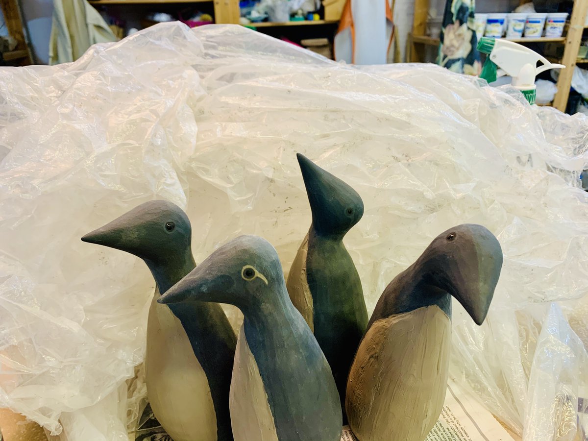 LindaSTakahashi's tweet photo. 3/4 #WSTC6 #ArtSesh2 So began my #secretmission to elevate the status of my favourite #seabird to rival that of the more popular #alcidae out there. Then I realized all my #murre inspirations were all #brided My latest #sculptures are more reflective of this reality #SciComm https://t.co/1ZyH3ESUHY