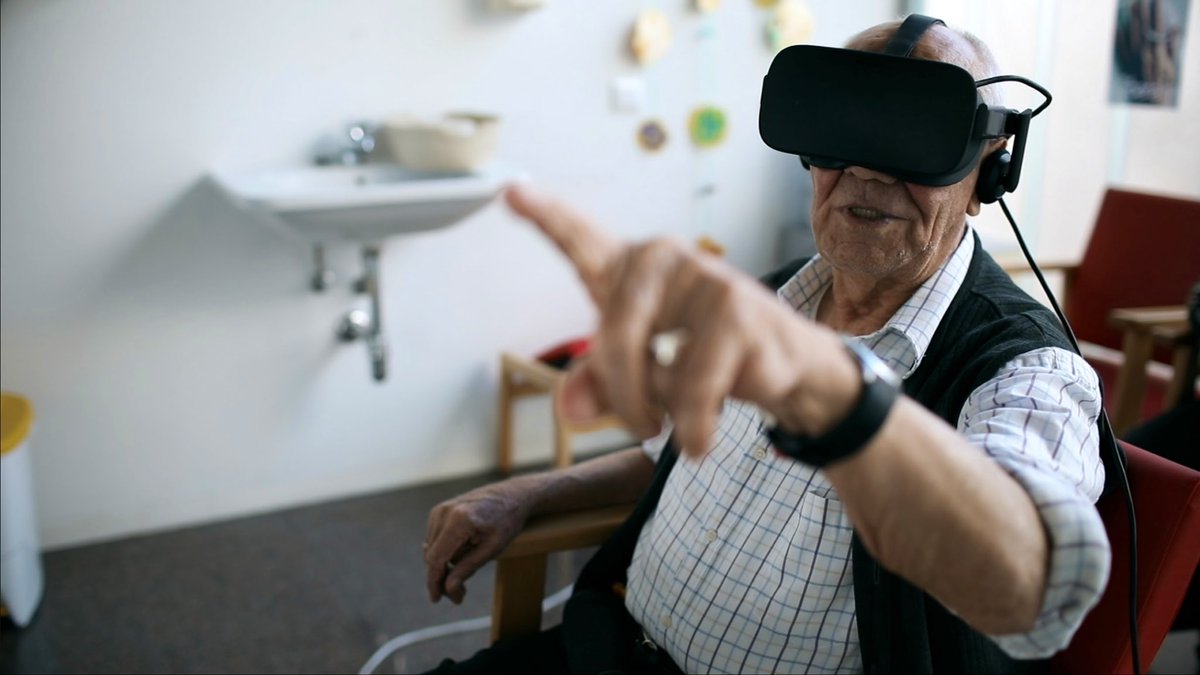 bluemirrortech's tweet photo. #meimportastu #evoca #Alzheimer #HealthyAtHome #gericare #evocamachin https://t.co/ern2WJJsTR