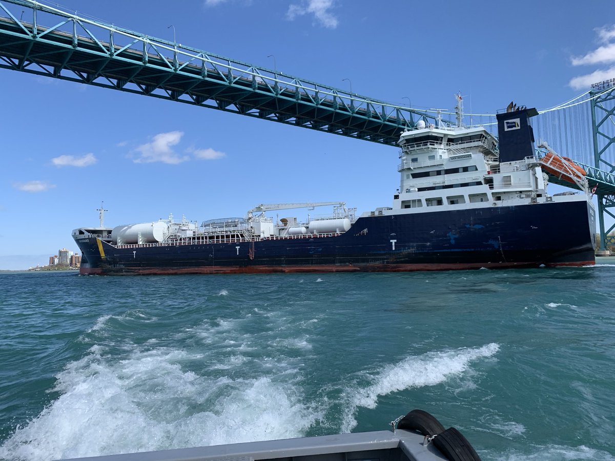 CaptainJ_A_C's tweet photo. #ShipDuJour was the #GaïaDesgagnes. What an absolutely gorgeous ship! She was built in 2018 for @Furetank as the #FureVinga.
I felt like I was flying the #MillenniumFalcon with that cockpit! She did the #WestRun in 17-1/2 parsecs.😉
#MayThe4thBeWithYou https://t.co/Irsi5xeMUf
