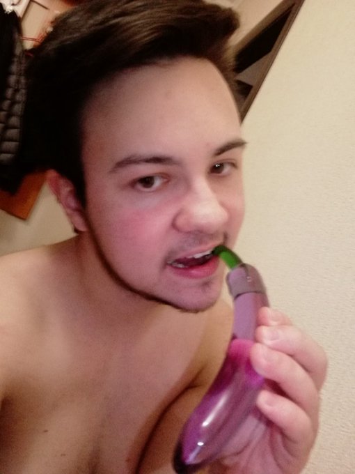 Naughty boy wants to play ;)  #ftm #ftmnsfw #transguy #transboy #sextoys https://t.co/sajsefwqzf<a href="/tag/ftm"class="tags">#ftm</a><a href="/tag/ftmnsfw"class="tags">#ftmnsfw</a><a href="/tag/transguy"class="tags">#transguy</a><a href="/tag/sextoys"class="tags"><span>#sextoys</span></a><a href="/tag/transboy"class="tags"><span>#transboy</span></a>