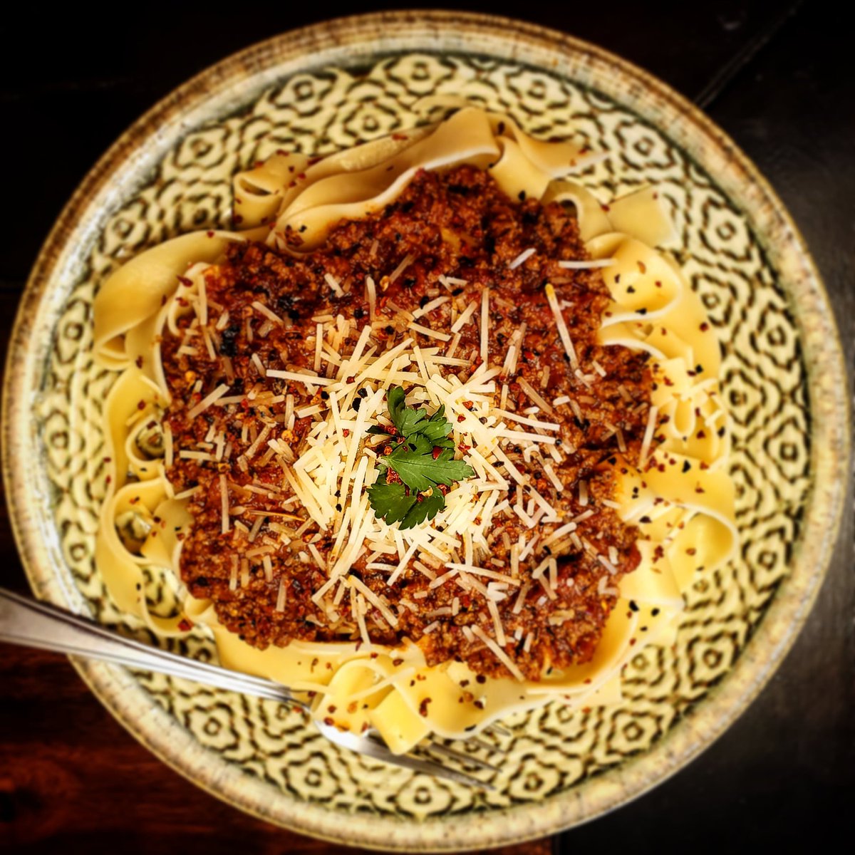 bentllama's tweet image. Papardelle Bolognese.

 #pantrycooking #easyrecipes #quarentinecooking #immagetfat