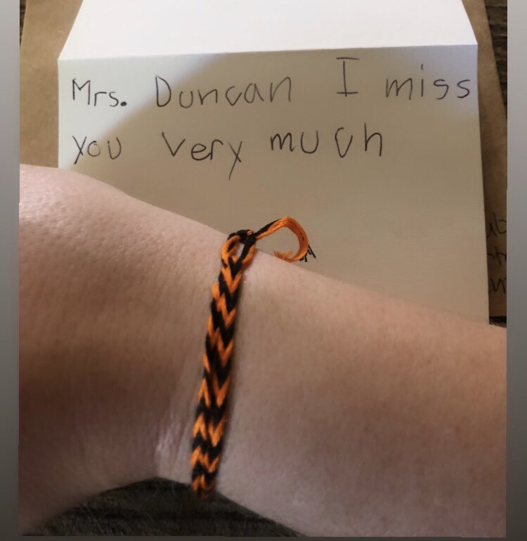 The sweetest happy mail ever! <a href="/BrandieMoravek/">Brandie Moravek</a> #Imnotcryingyouare #missingmystudentslikecrazy 😭