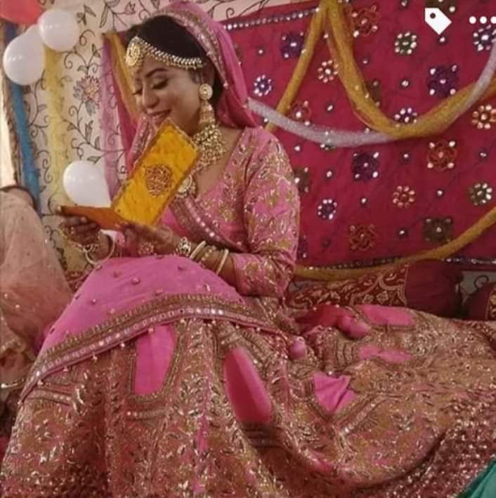 जेल में बंद एक प्रेग्नेंट महिला पर लांछन लगा कर अगर तुम्हें लगता है कि।उसकी हिम्मत तोड़ दोगे तो इस मुग़ालते से बाहर आ जाओ

इस देश मे अग्निपरीक्षा औरत की हुई है हमेशा, और असुरों का विनाश भी दुर्गा और काली के हाथों हुआ है...

बकते रहो