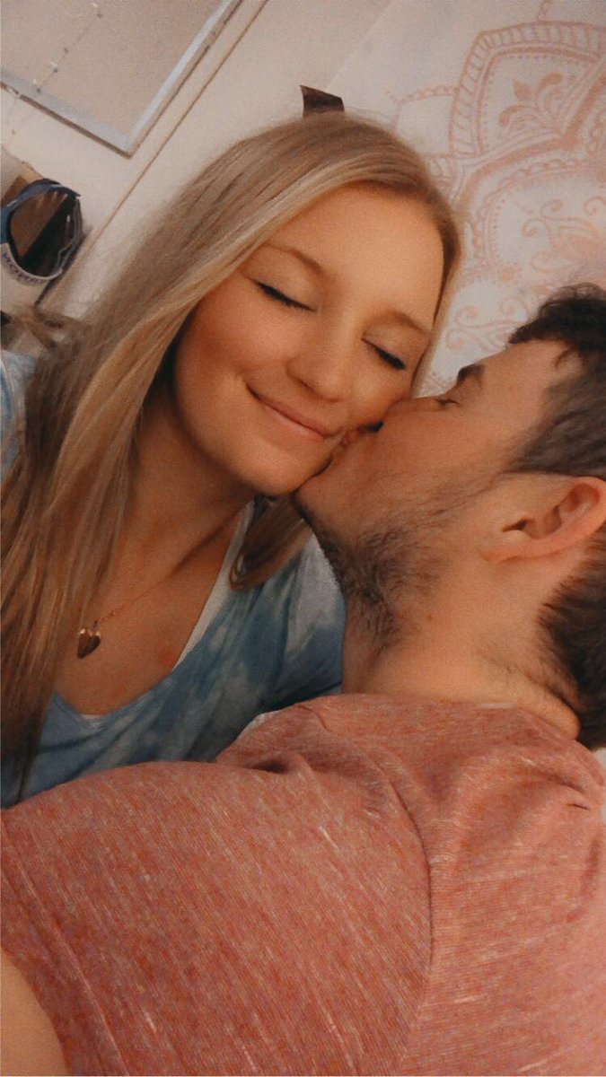 peytonpicou17's tweet photo. to my best friend and better half, to the one person that can make me smile and laugh no matter what, I love you and appreciate everything you do for me❤️ https://t.co/hpx4zxrnGk