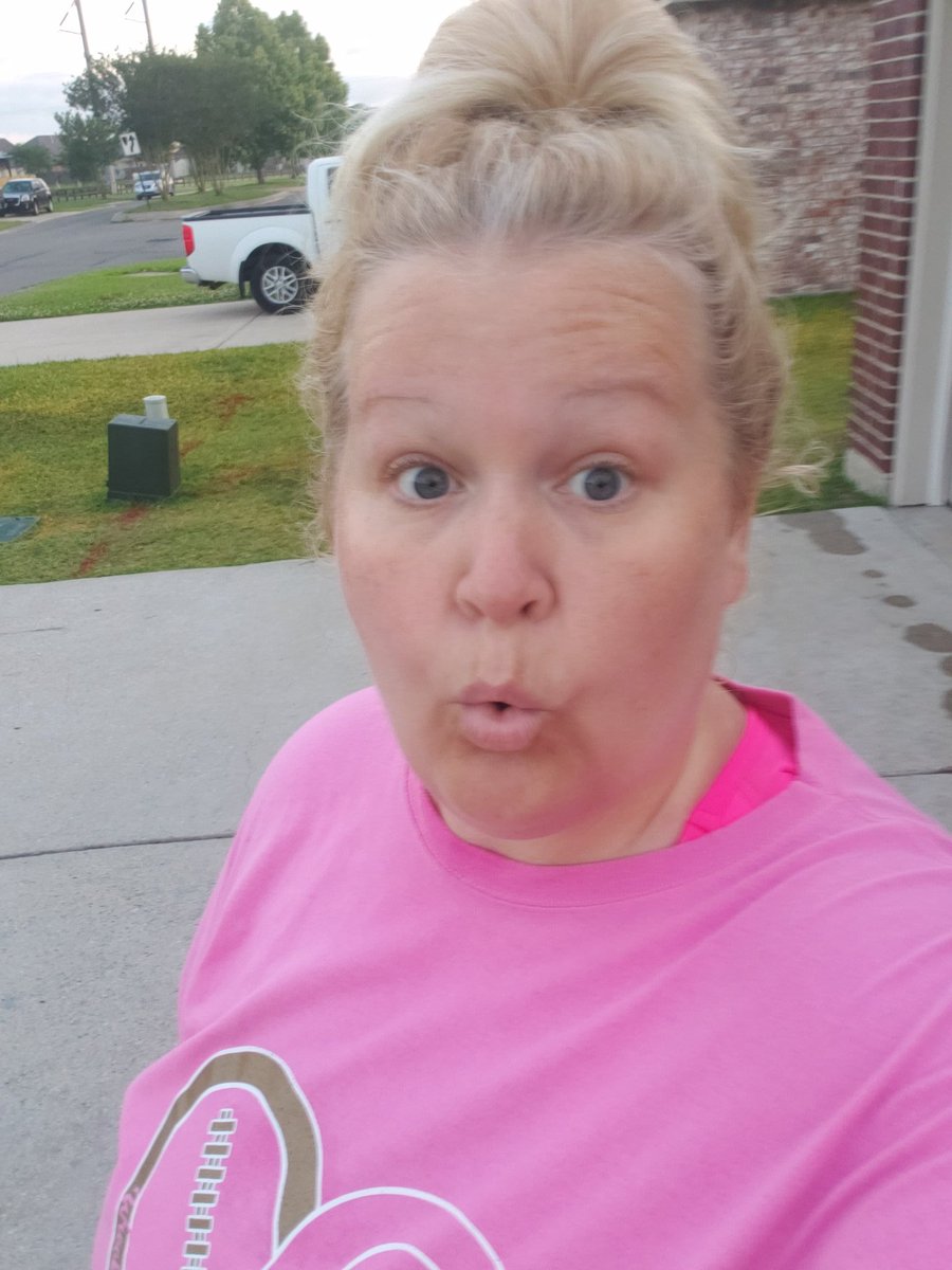 sewworx's tweet photo. I doubled my jogging distance to 0.2 mile during my walk. My lungs almost left my body. I will jog an entire mile this week! I am my own hero ๐๐คฃ๐ #mom #fitness #jog #notrun #plussize #exercise #Louisiana #Lafayette #Acadiana #babysteps #IDidntDie #walk #walking #jogging https://t.co/VCEA8BAqzJ