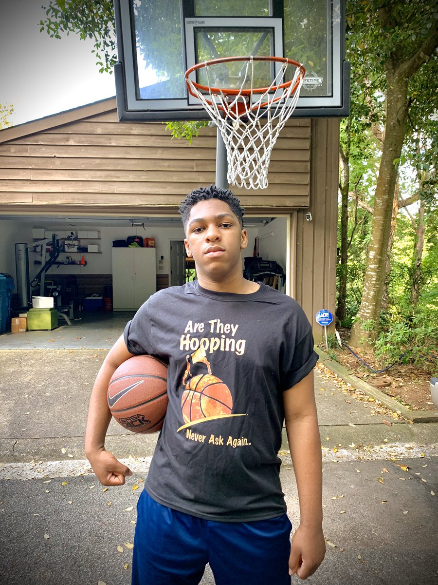 abs_chs's tweet image. Had to support my Young Go Getter @rdjones32 @ron_j1s @mnjones0918 download his app Are They Hooping to find out where the real hoopers are in your area💪🏾💪🏾🏀🏀 #onlyforrealballers #pickupballapp #fireapp #youngentrepreneur #truehooper