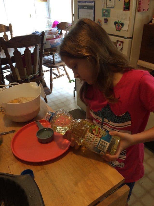 GilbertSTEMGES's tweet photo. We love to see pics of our Gators working on their learning projects at home! #LearningContinues #ProjectBasedLearning 💙💚 https://t.co/SqPqW9POSa