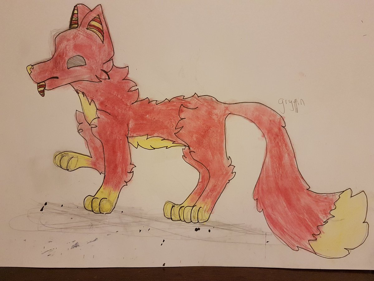 Wendiwobble's tweet photo. @ludowide #createachallenge
#covid
#cosplay
#Createyourcharacter
#imafurry
#CreateAtHome
My very creative 12 year old made this for her cosplay times with her friends on facetime.
I'm very proud. She's done amazing! Hollie age 12. https://t.co/YheS5lY4Fd