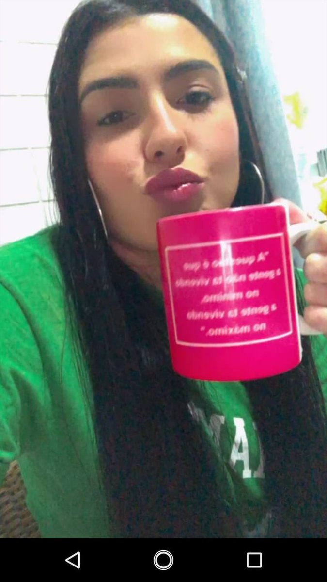 karolcoment's tweet photo. ela amou demais ❤️❤️❤️❤️ https://t.co/k15Ij0oQUa