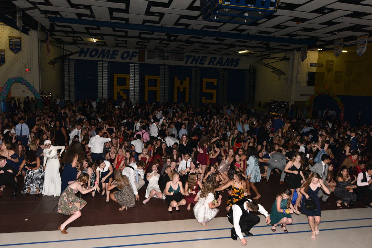 Robinson Yearbook tweet media