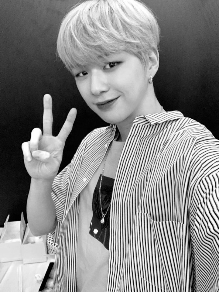 KNIGHTDANIELTWT's tweet photo. ( 📀 ) ... Dᥲᥒιᥱᥣ's_𝘂𝗽𝗱𝗮𝘁𝗲.

Todo un gusto poder estar presente en el debut de C!X, muchas gracias por su amable invitación, les deseo lo mejor en este momento tan especial.
#CIXDEBUT #MOVIESTARCIX https://t.co/HPvGvej7O5