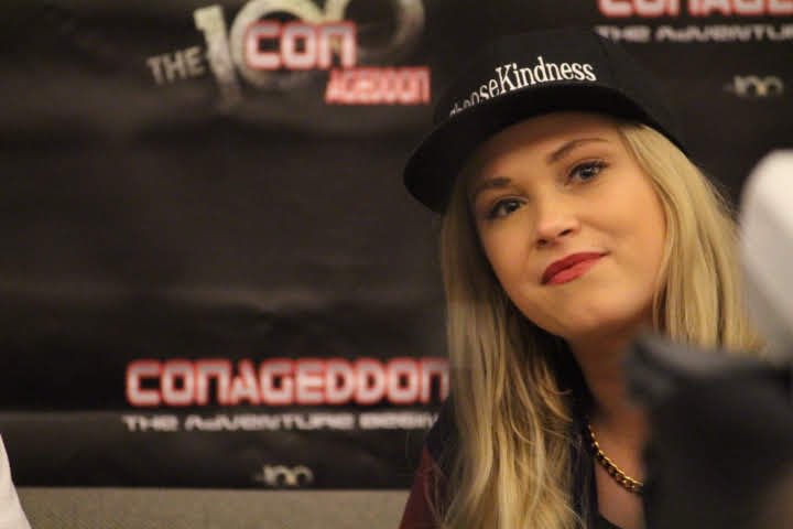 eIizajaneaccess's tweet photo. PHOTO | More new/old photos of Eliza at #Conageddon2 held in March 2019! (Via @_bellamybblake) #ElizaTaylor #The100 https://t.co/de4SfW7FPM