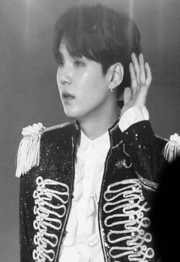 JimGiYoonMin's tweet photo. What’s that?            Yes I am beautiful https://t.co/s7CYgb74R6