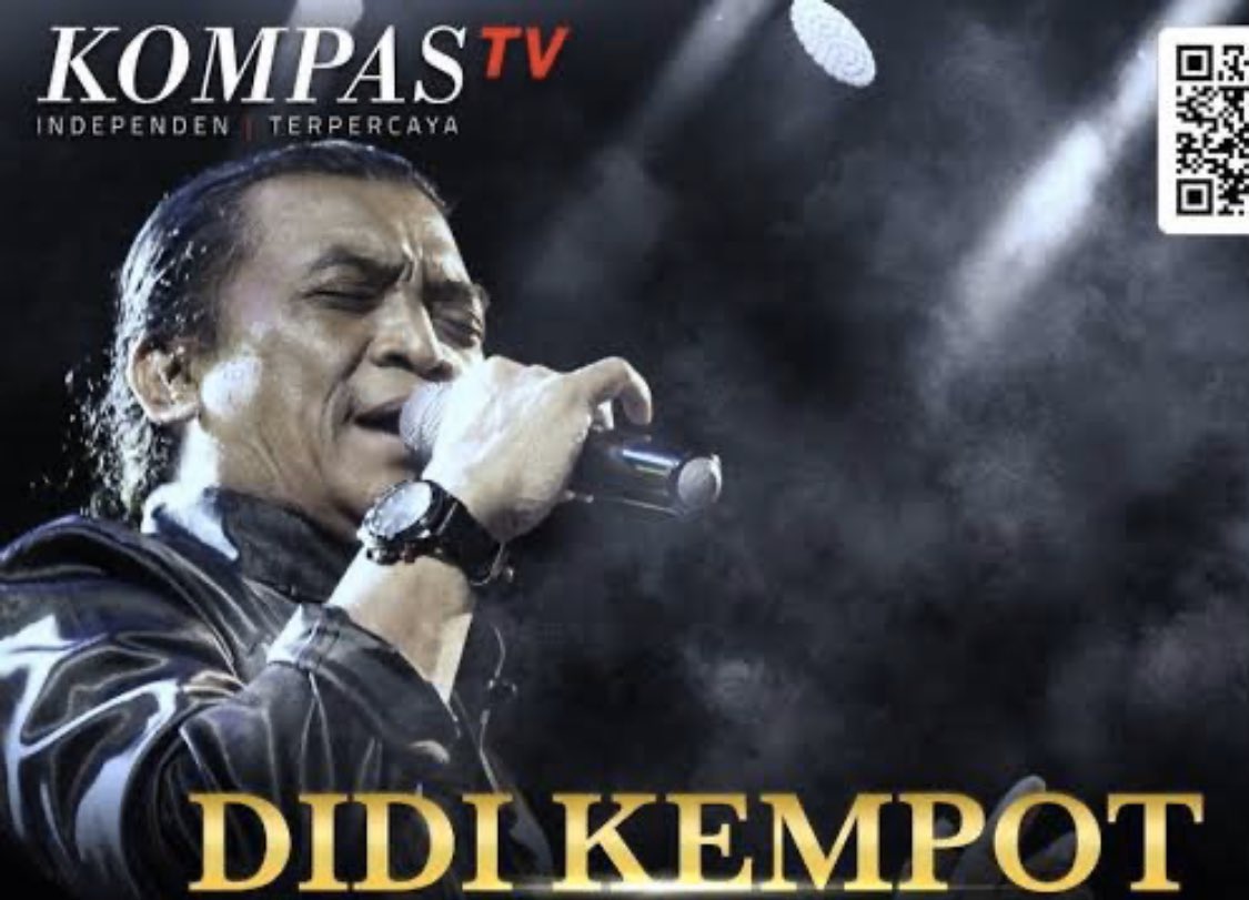 helmyyahya's tweet photo. Innalillah wainna ilaihi rojiun, Mas Didi Kempot! Terima kasih sudah menghibur ratusan juta penggemarmu dengan budaya Indonesia. Kita kehilangan besar. Semoga husnul chotimah! Ak Fatehah! Terima kasih untuk kompastv atas fotonya. Ijin ! https://t.co/ezAT4ZGUZY