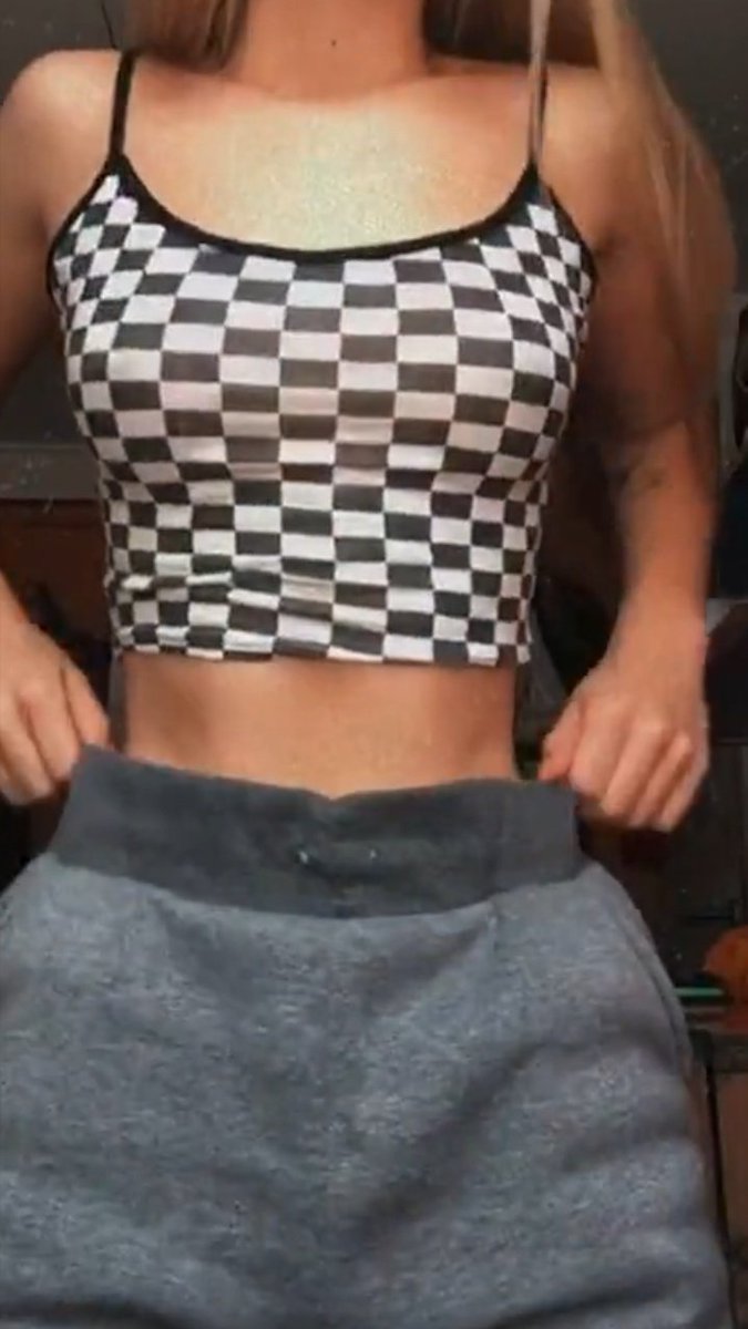 Insegura100pre's tweet image. La cintura de esta chica basta quiero morirme