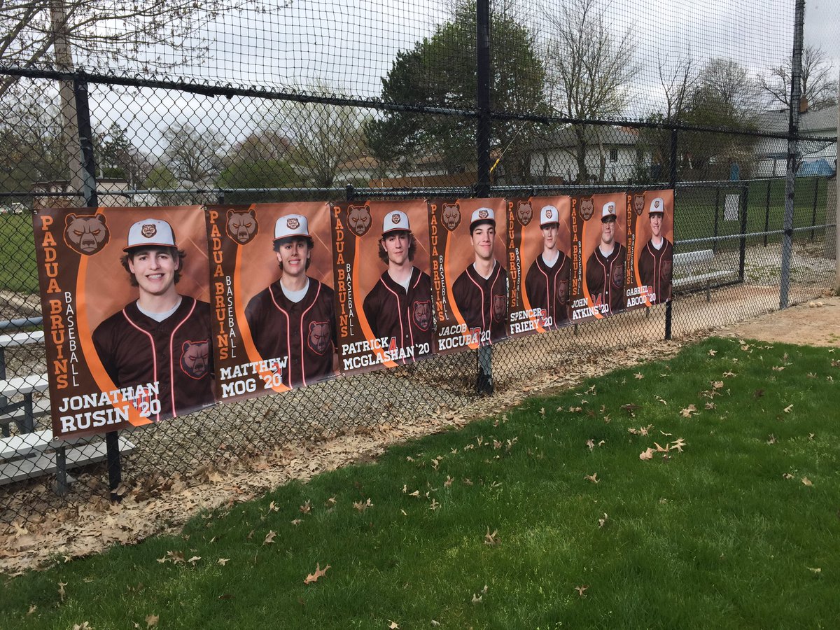 PaduaAthletics's tweet photo. Thank you Baseball seniors! #GoBruins https://t.co/CX4ZHMeGvP