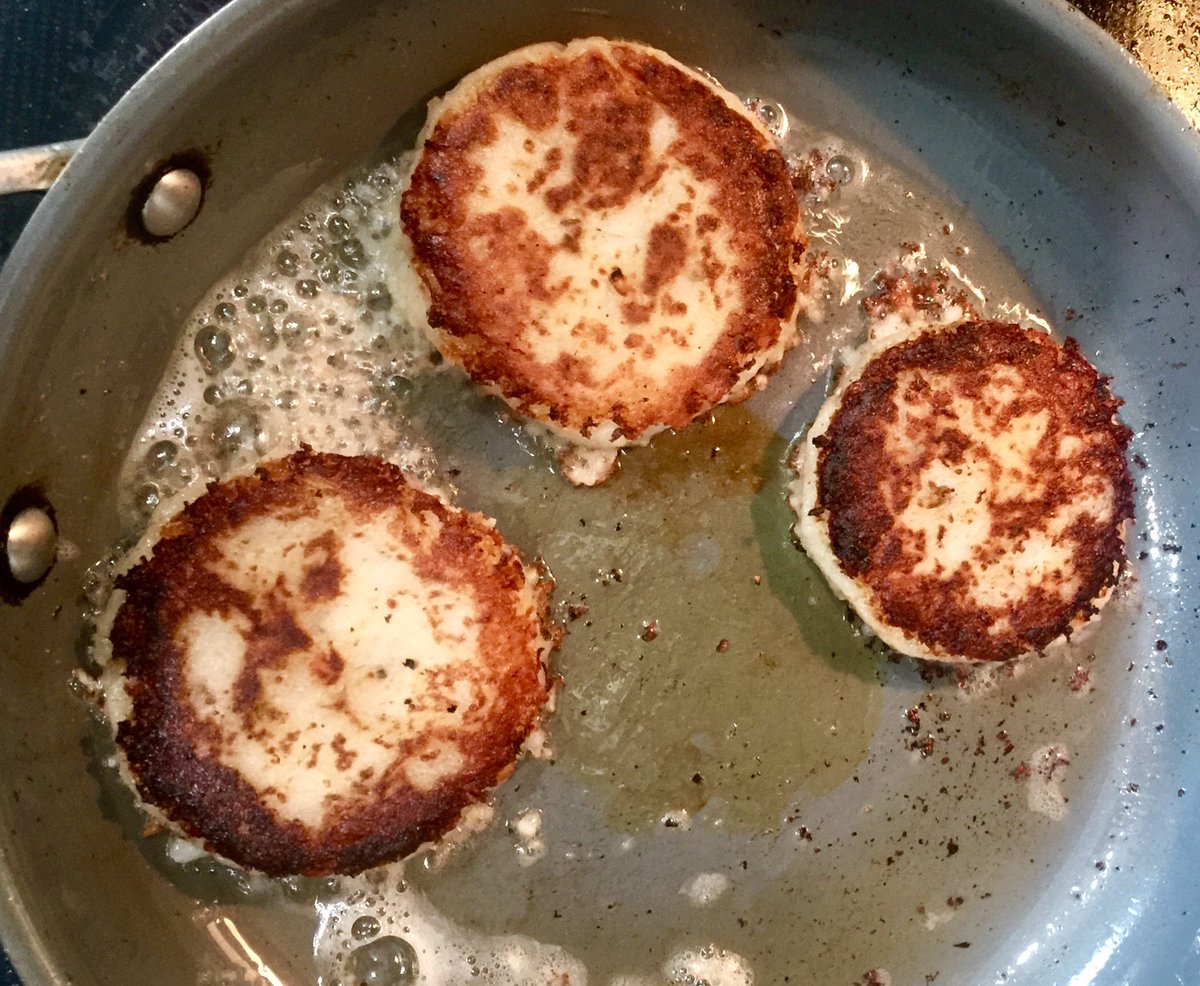 atul_sr's tweet photo. Inspired by #MaaKeHaathKaProtein
By #ChefKunal
01 . Recreated #Chana #Daal #Pittha ( Very Traditional - full of protein Of Jharkhand - my Mom’s favorite) AND
02. #Chana #Daal #Kabab - both in Baked & Shallow Fry form https://t.co/MaPU7Q8CWz