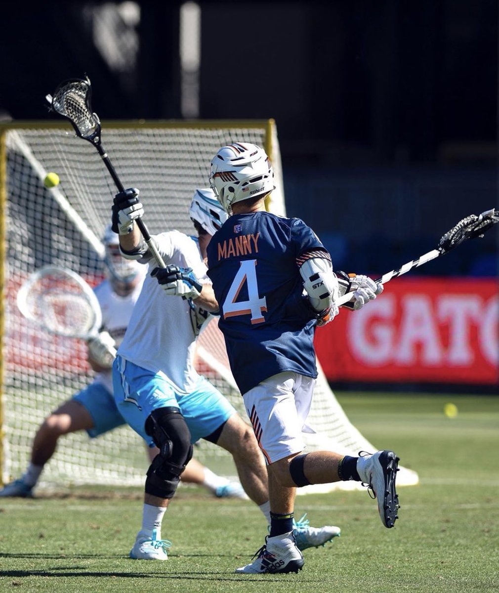 STXmlax's tweet photo. *Insert witty May 4th caption here* @WillManny_1 #BucketsOnly #PlayHuge https://t.co/LL9fB7bm4z