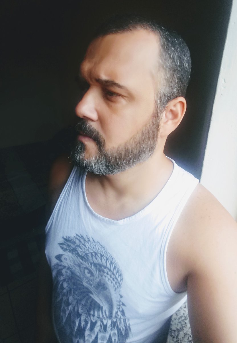 MarcioRipon's tweet photo. é a idade chegou..... https://t.co/TzkYOMzN6l