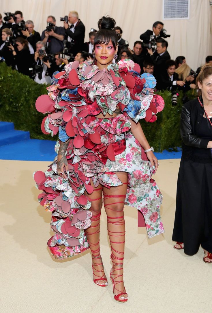 greeeg21's tweet photo. She always serving looks. -#MetGala2020 https://t.co/gpR1s0HVk2