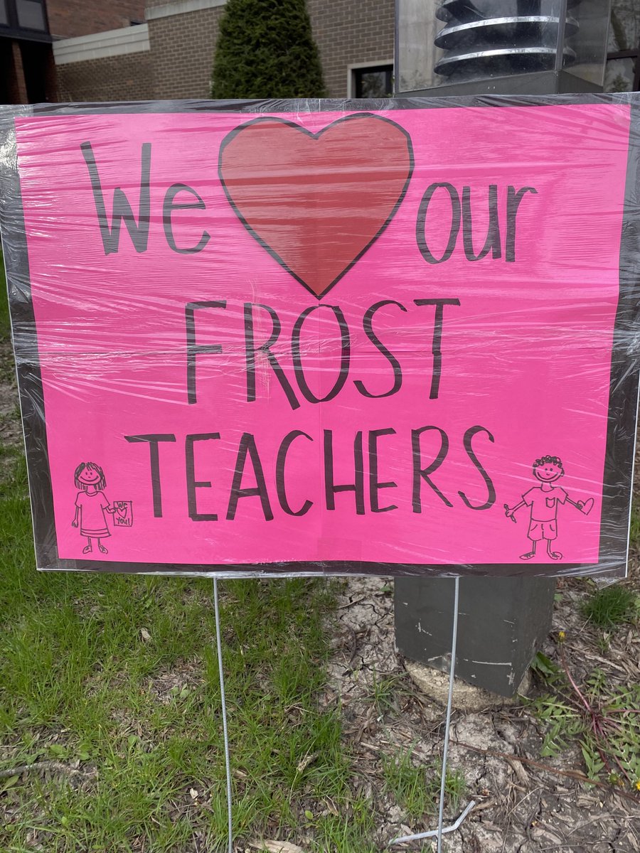 ccsd21frost's tweet photo. What a nice surprise for Frost teachers from our Frost families!
Thank you! 💙 Mrs Ohlwein https://t.co/lUM4C15ddH