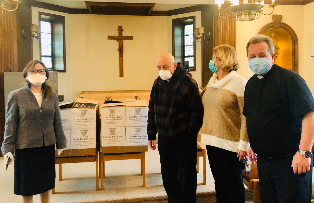 ACUC_Alliance's tweet photo. ACUC donated 5,000 masks to St. Philip Neri Healing Ministries on Friday, May 1 at its headquarter at 150 Third Avenue, Nyack, New York to be distributed to the elderly and high-risk individuals of the community. #chinese #COVIDー19 #Church #SeniorCare https://t.co/CieeLnYJkh