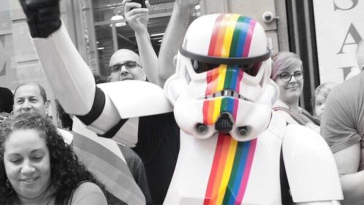 authorshipme's tweet image. #NewsArticle&amp;gt;&amp;gt; #Retweet ⚓️
#TriviaSupper&amp;gt;&amp;gt; #MayThe4thBe #Queer
[ Pride ] « 5 Queer Things You Didn't Know About Star Wars » | Source Link&amp;gt;&amp;gt; pride.com/starwars/2020/…
Our Twitter&amp;gt;&amp;gt; @ authorshipme (no dot)
AuthorZine&amp;gt;&amp;gt; Daily News, Art &amp;amp; Inspiration: #CreativeWriting #Wrtitingideas